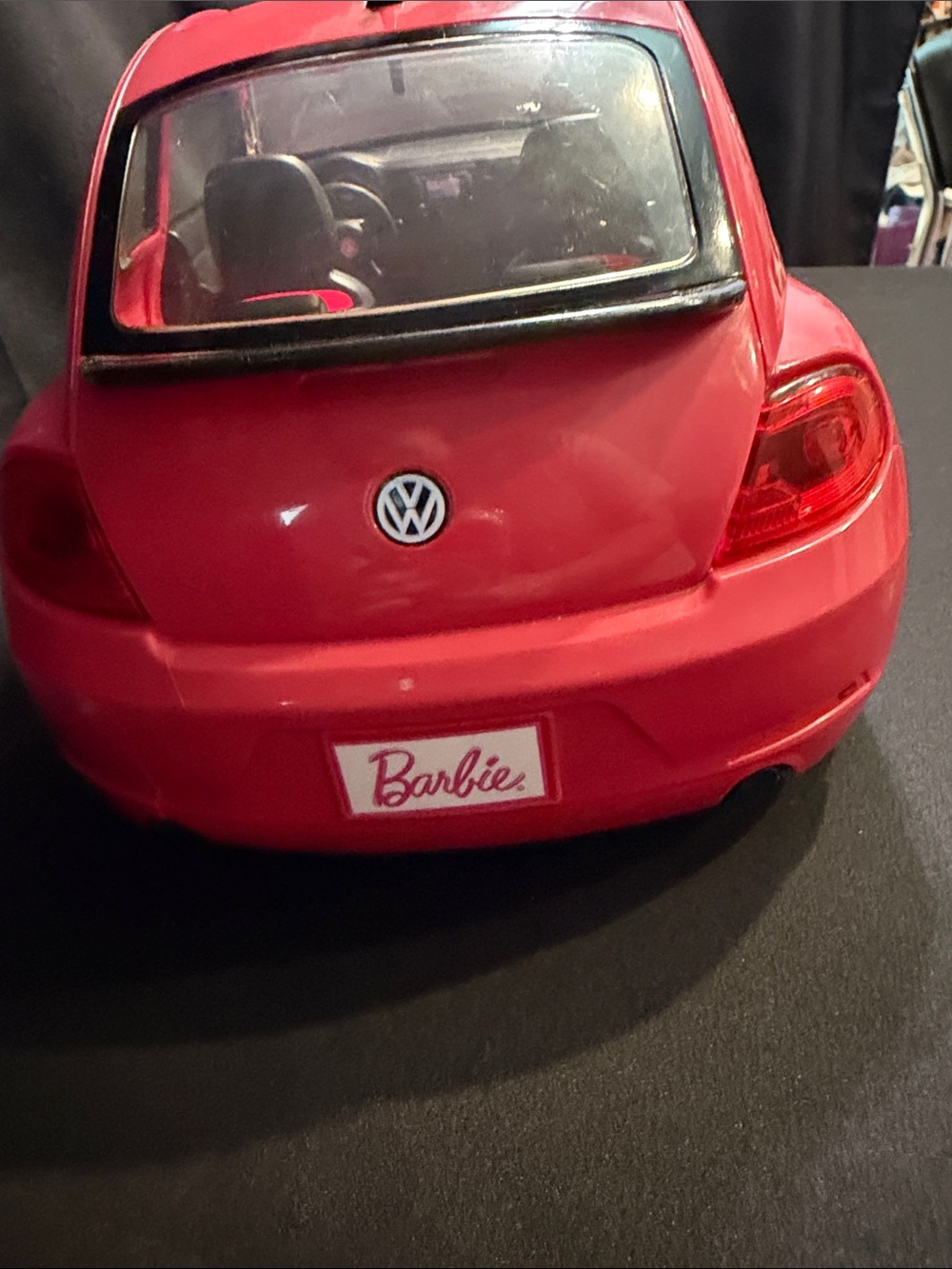 2013 Mattel Barbie Doll Volkswagen VW Hot Pink Beetle Car Bug - Picture 6 of 9